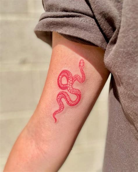gucci snake small tattoo